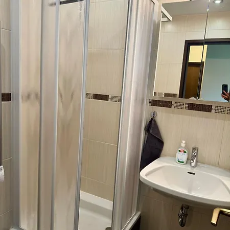 아파트 Cosy And Stylish Near Faaker 라챈치오버뎀파커시